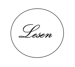 Logo rund mit schwarzem Kreis außenrum und dem schwarzen Schriftzug Lesen innen